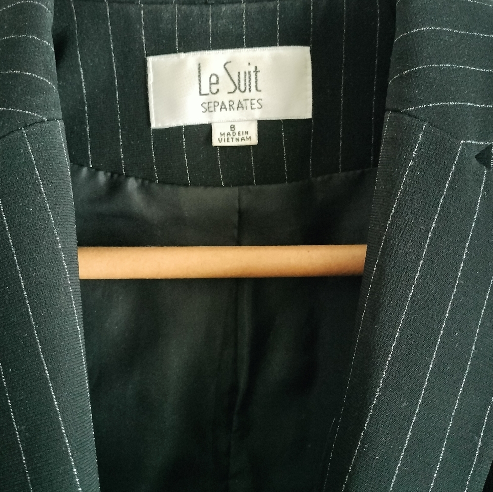Women Dressing suit
